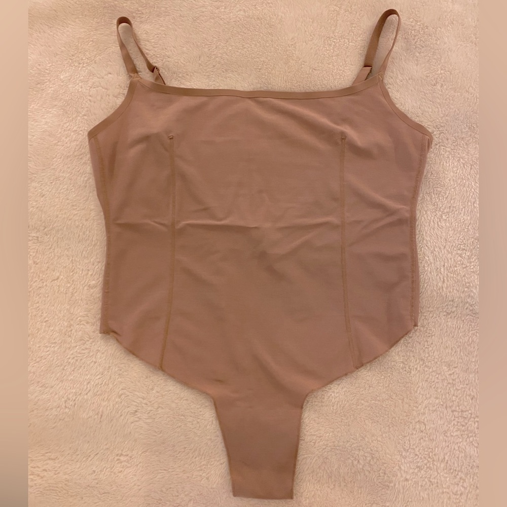 SKIMS 2X Bodysuit